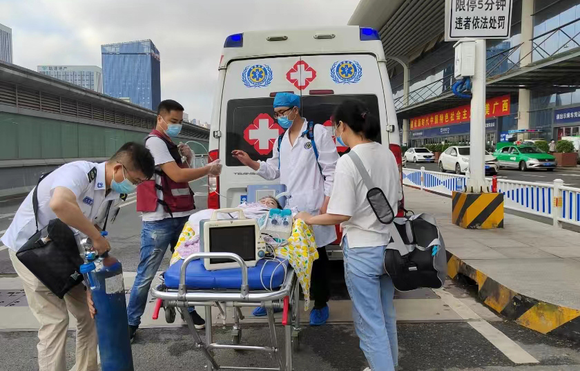 越西县救护车出租公司